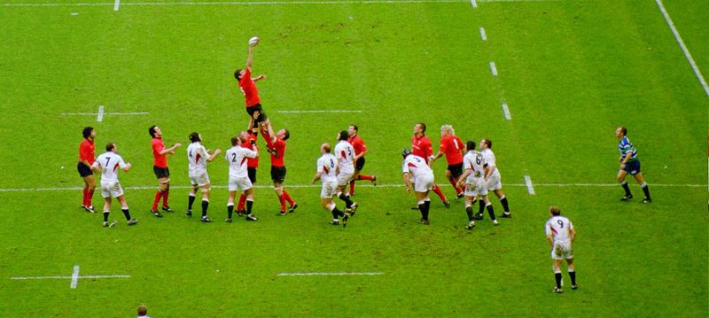 File:Lineout-EvW-2004.jpg