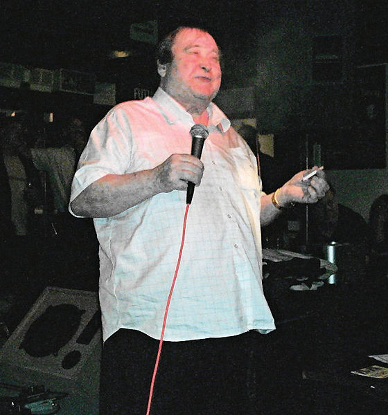 File:Bernard manning.jpg