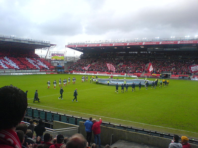 File:Brann Stadion2.jpg