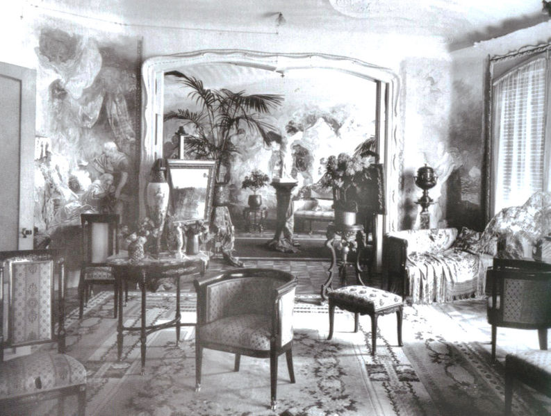 File:Interior Casa Milà.jpg