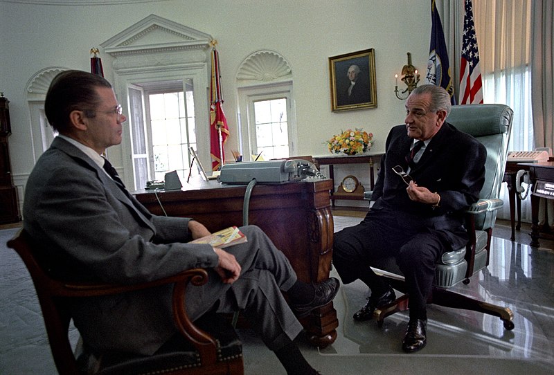 File:LBJ-and-McNamara.jpg