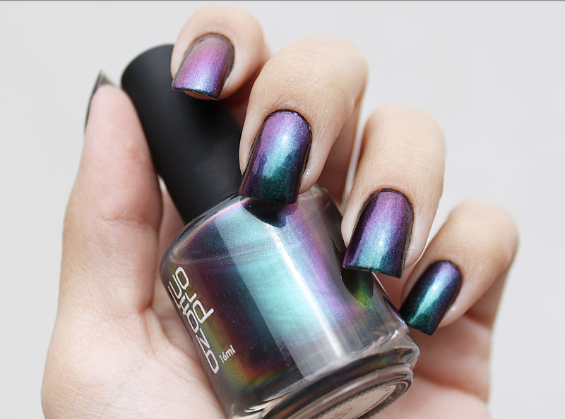 Archivo:Ozotic nail polish.jpg