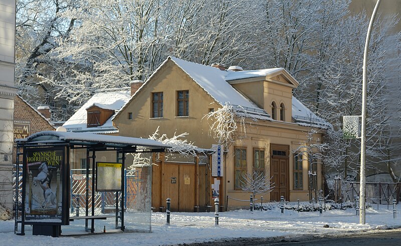 Файл:Alte Bäckerei Berlin-Pankow.jpg