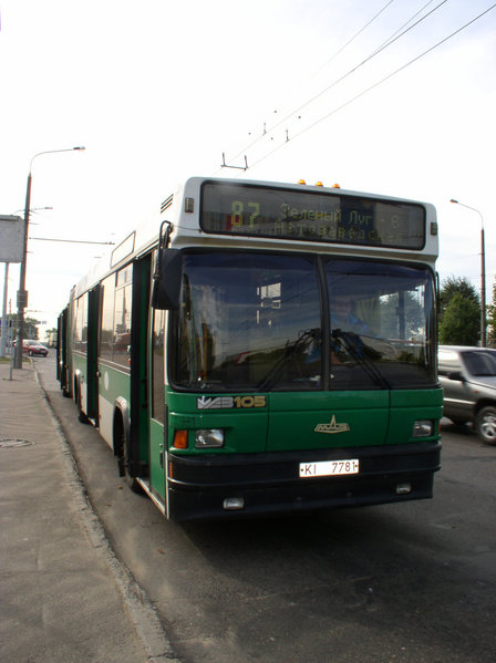 File:Bus MAZ-105.jpg