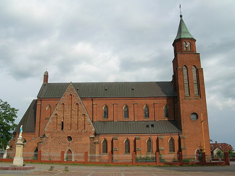 File:Church in Odechów.JPG