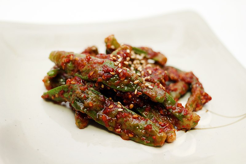 File:Kkwarigochujangajji (pickled kkwari pepper).jpg