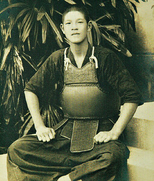 File:Lee Teng-hui younger.jpg