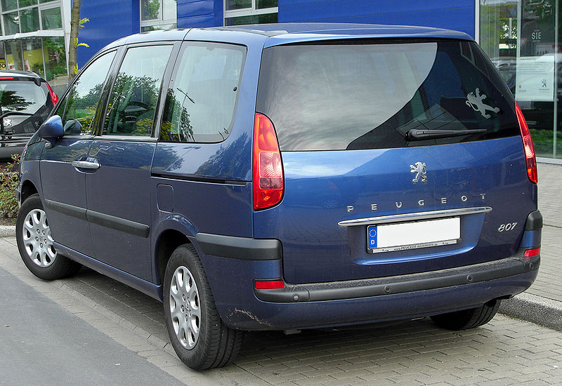 File:Peugeot 807 rear 20100529.jpg