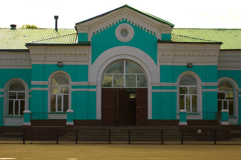 Файл:Roslavl railway station.jpg