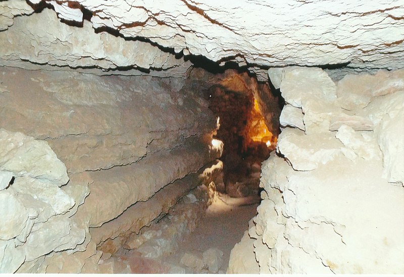 File:Two Guns-Apache Death Cave-3-D.jpg