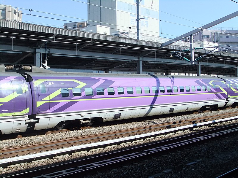 File:EVA525-7002.JPG