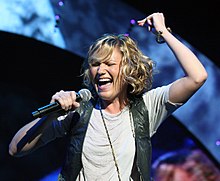 Jennifer Nettles in November 2008.