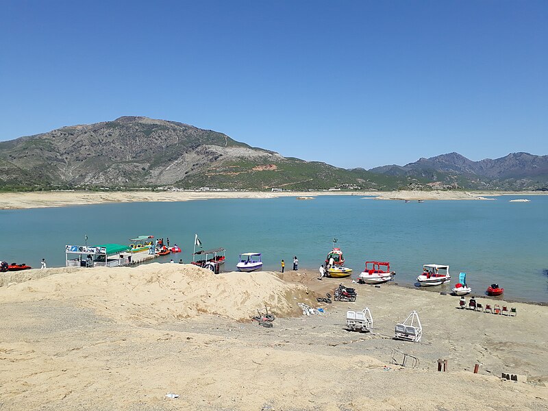 File:Khanpur Lake Pakistan 2.jpg