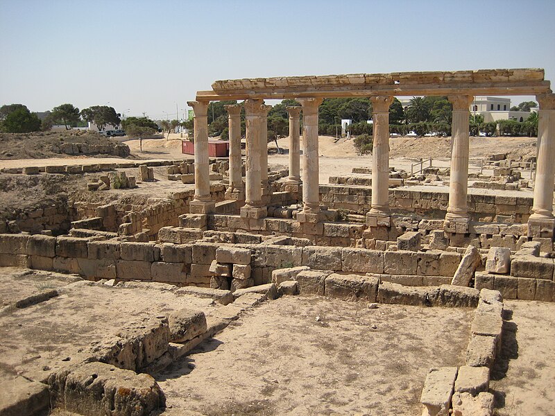 Файл:Peristyle house Sabratha 02.JPG