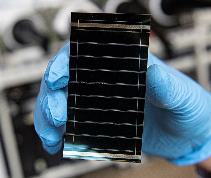 File:Perovskite solar cell.jpg