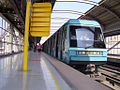 Un tren NS-93 en la estación Ñuble.