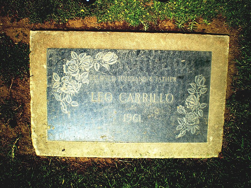 File:Leo Carrillo Grave.jpg