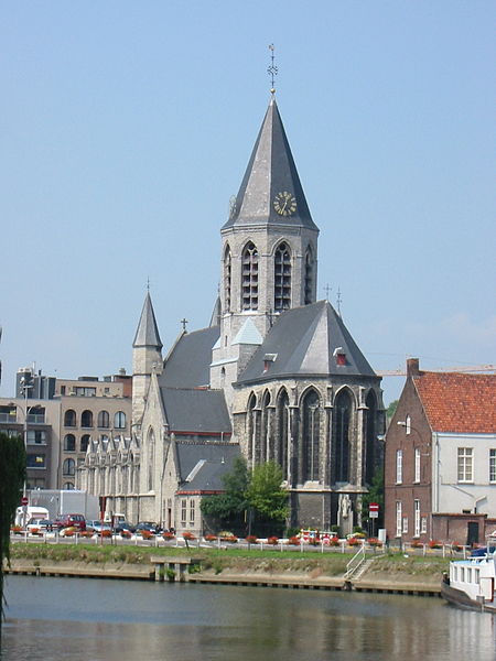 File:OLVkerkDeinze.jpg