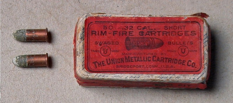 File:32 Rim-Fire UMC Cartridges.jpg