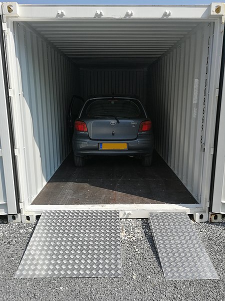 Archivo:Box voiture.jpg