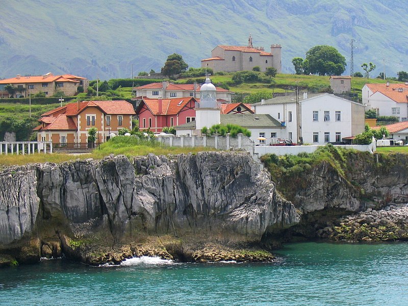 Файл:Faro llanes asturias.jpg