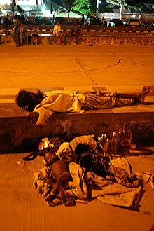 Homeless child India 20009.jpg