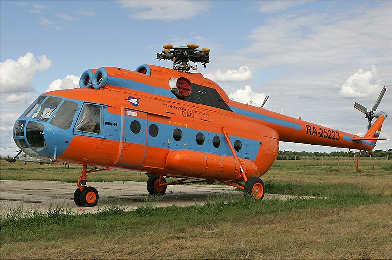 Файл:Novo Urengoy Mil Mi-8.jpg