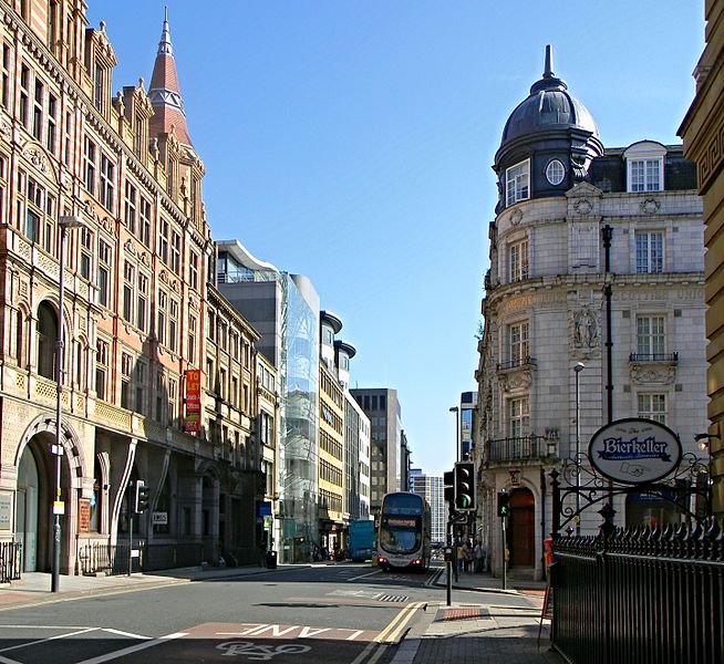 File:Park Row - Leeds.jpg