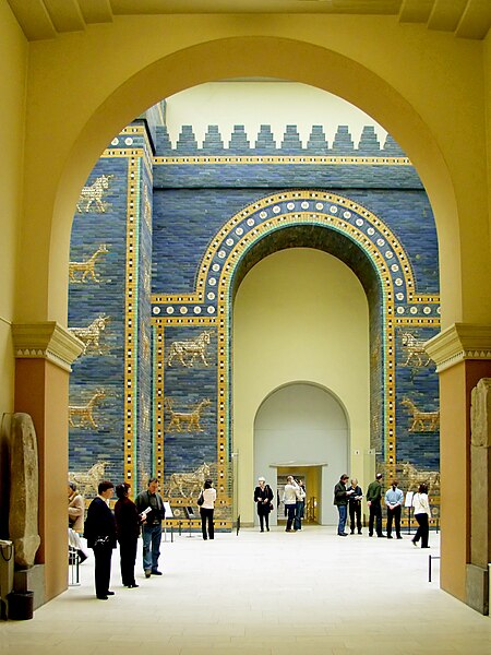 File:Pergamonmuseum Babylon Ischtar-Tor.jpg