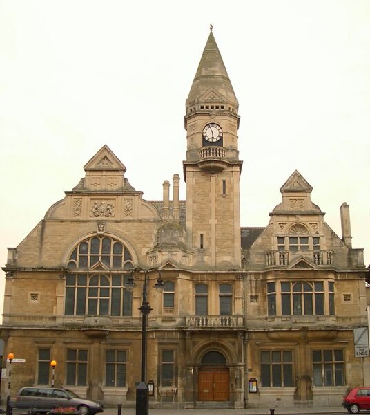 File:Town Hall, Trowbridge.jpg