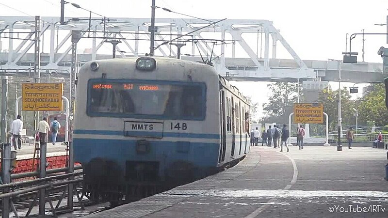 File:Falakunama Hyderabad MMTS.jpg