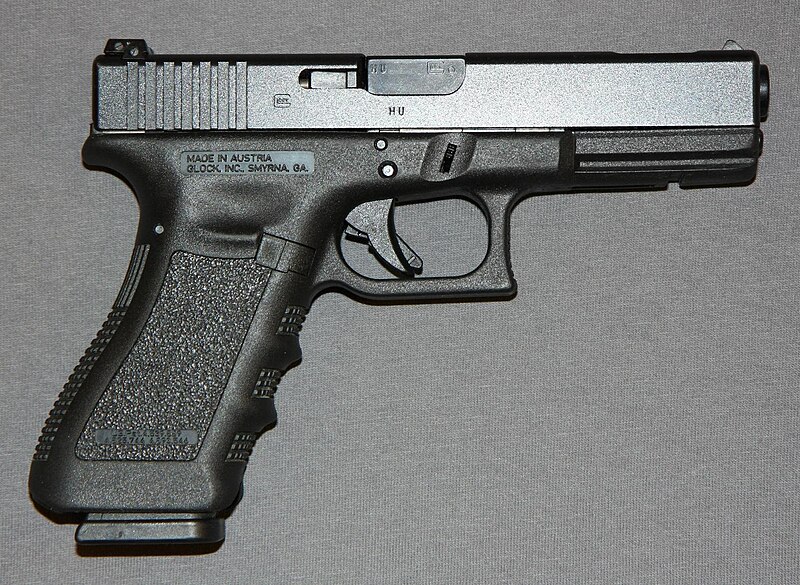 File:Glock 17C cropped.jpg