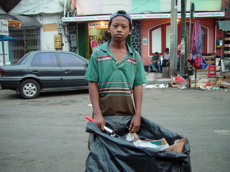 File:Jakarta slumlife62.JPG