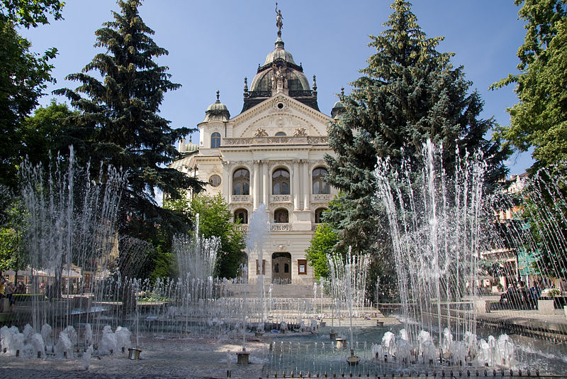 File:Kosice State Theatre, Slovakia.jpg