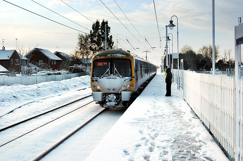 File:Snowy 365 at Watlington.JPG