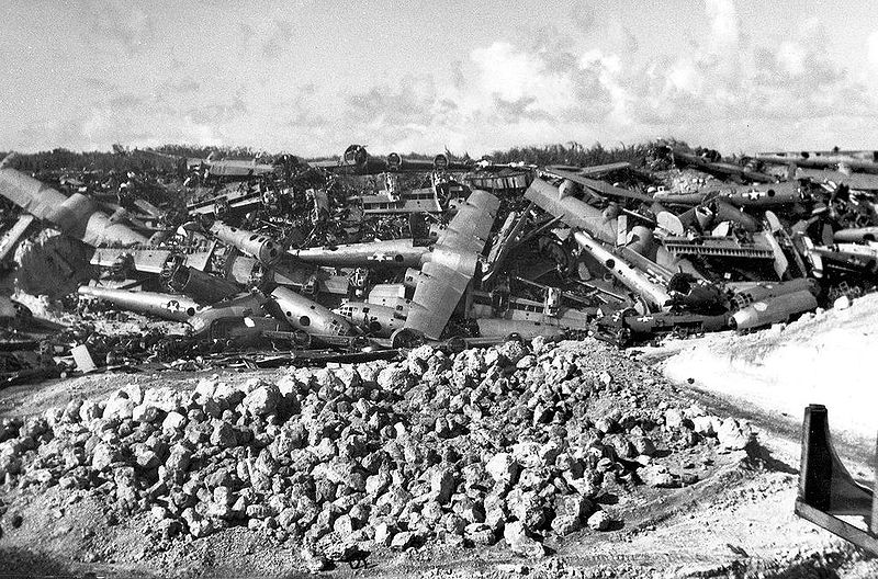 File:Tinian-scrapped B-29s - 1946.jpg