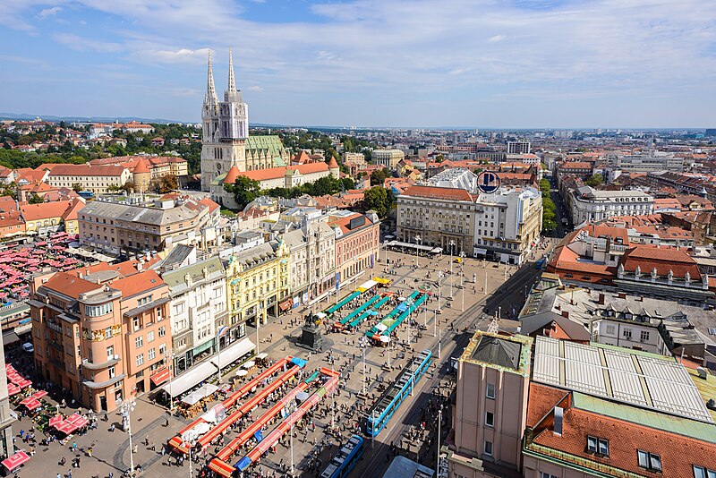 Файл:Zagreb (29255640143).jpg