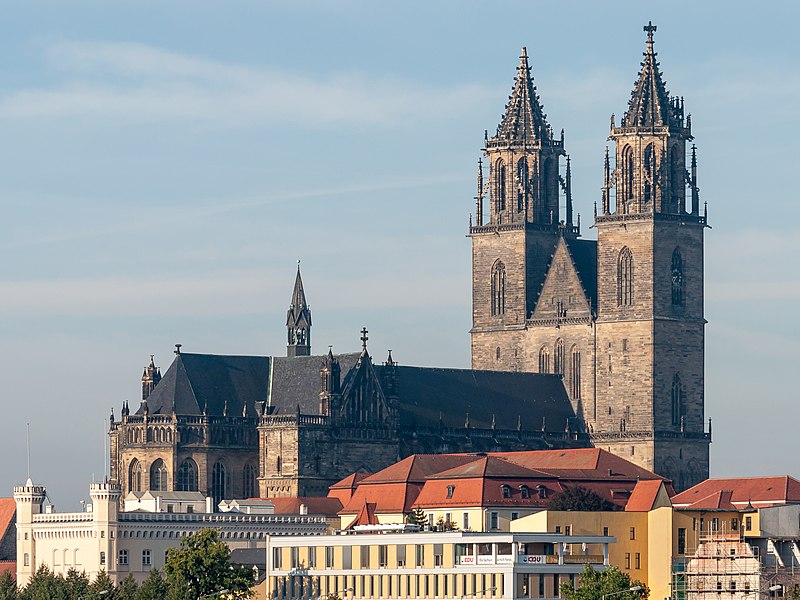 File:Dom (Magdeburg-Altstadt).Ansicht Neue Strombrücke.ajb.jpg