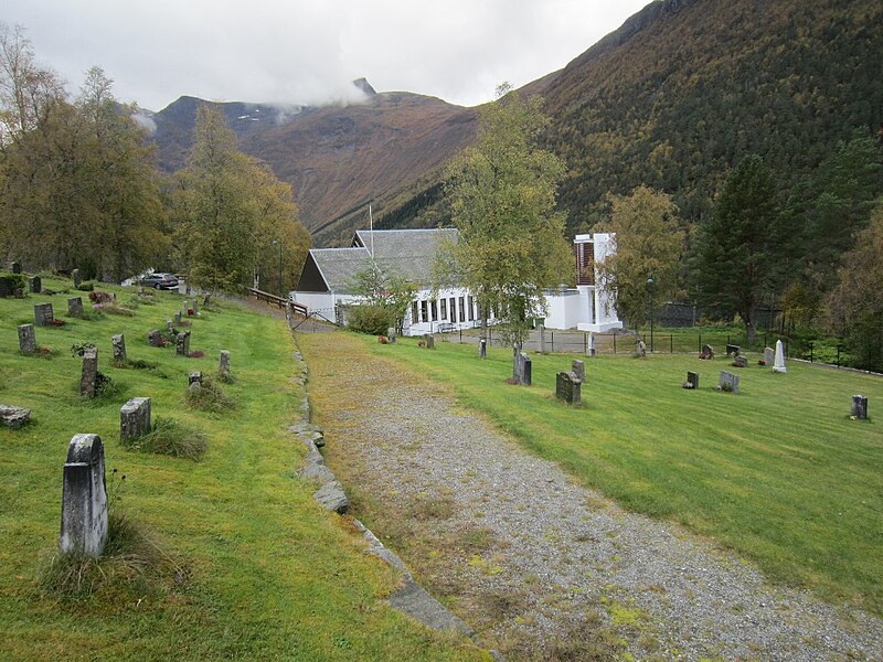 File:Kilsfjord kirke.JPG