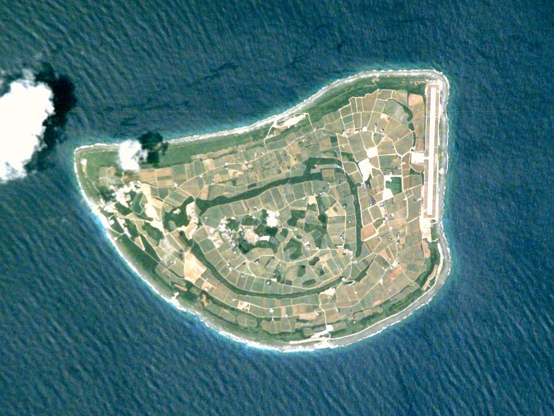 File:Kita Daito Jima ISS.jpg