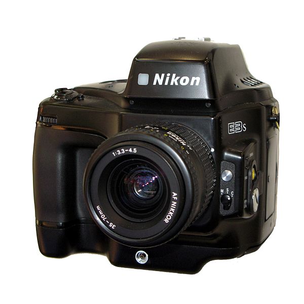 File:Nikon E3s IMG 2459.jpg