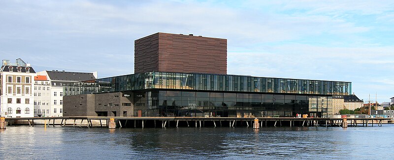 File:Skuespilhuset København.jpg