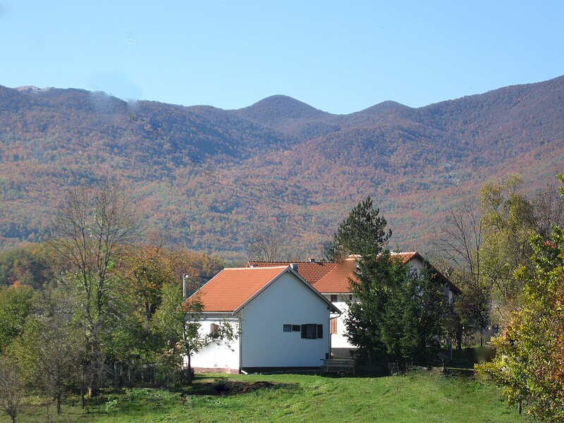 File:Velebit Valley in Lika.JPG