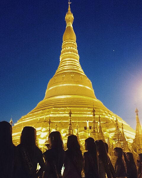 File:Dusk at Shwedagon.jpg