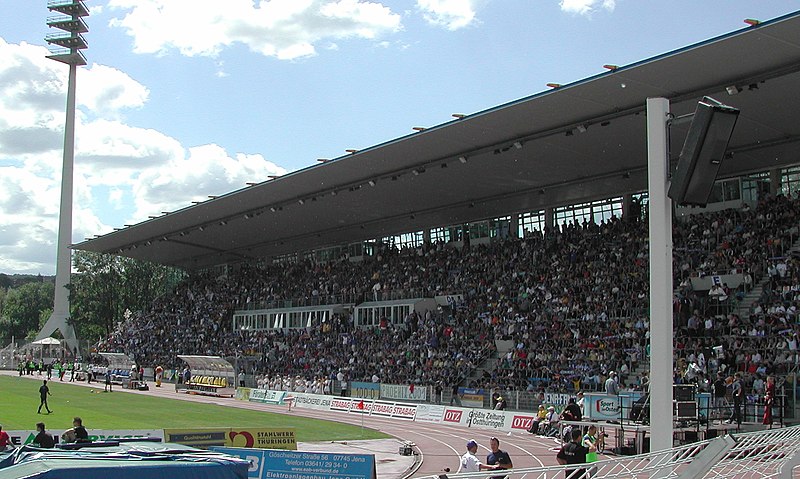 File:Ernst-Abbe-Sportfeld-Haupttribüne.jpg