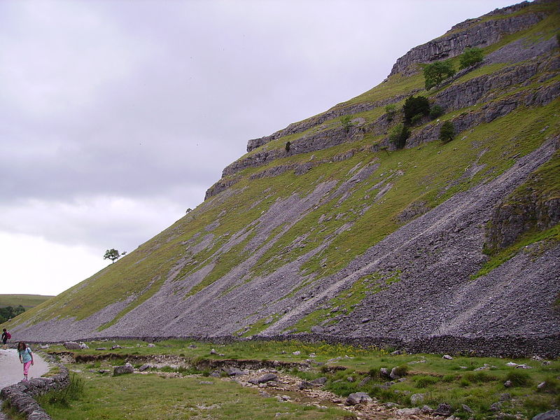 File:Gordale Scar 02.JPG