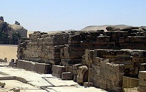 Antiguo templo funerario de Kefrén. Exterior.