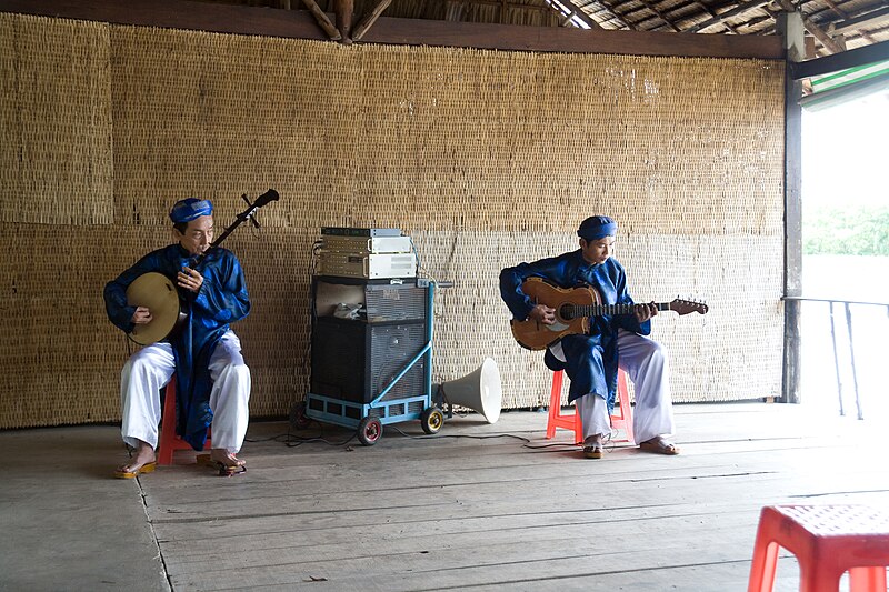 Файл:Mekong musicians.jpg