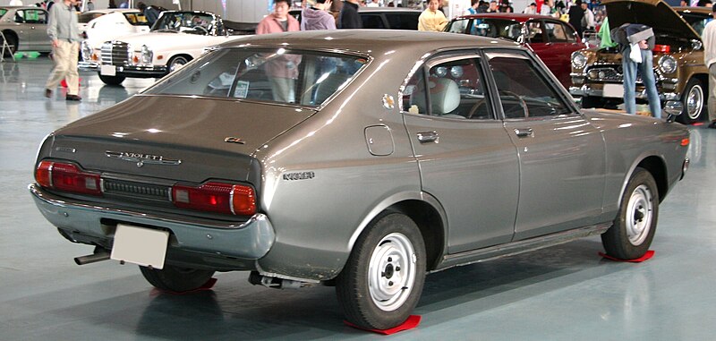 File:Nissan Violet 710 rear.jpg