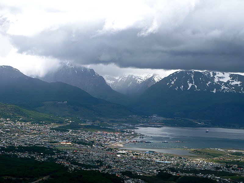 Archivo:Ushuaia 2009.jpg